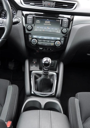 Nissan Qashqai cena 83500 przebieg: 82630, rok produkcji 2019 z Działoszyn małe 326
